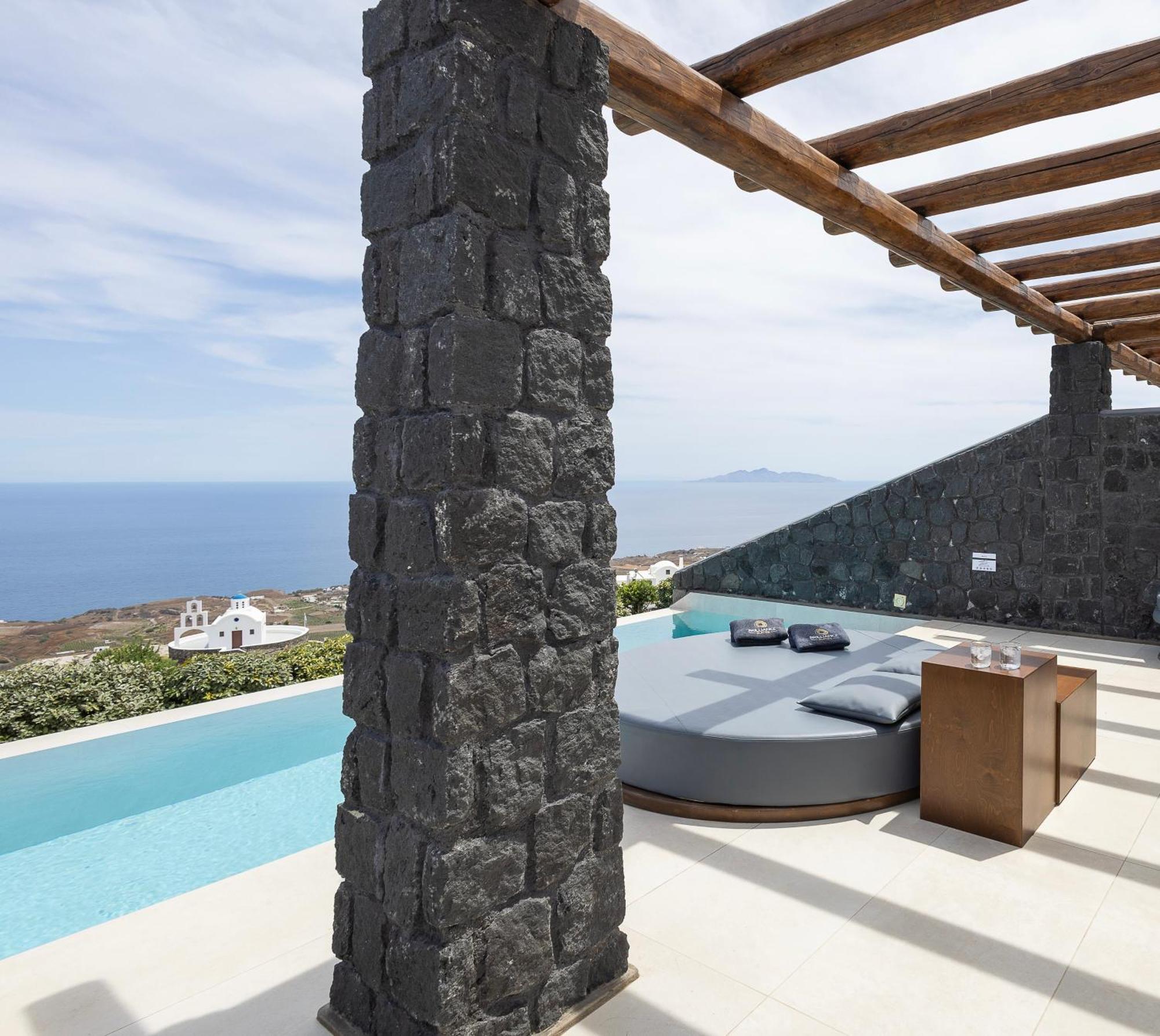 Brilliance Suites (Adults Only) อิเมโรวิยอน ภายนอก รูปภาพ